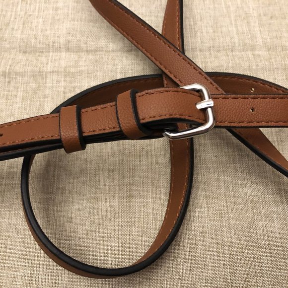 AUTHENTIC & NEW Classic Guess Shoulder/Crossbody Purse. - Picture 8 of 13